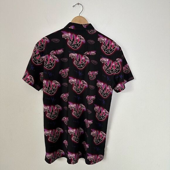 Retro Rifle Men’s Black Pink Neon Slow N Steady Sloth Button Down Shortsleeve Sh - Picture 3 of 10